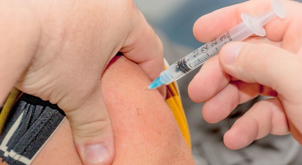 Vacina contra a gripe: quem pode tomar e quais os efeitos colaterais
